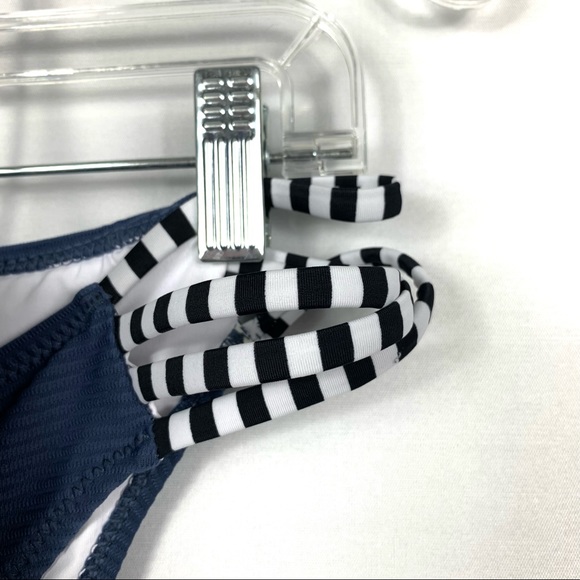 Cupshe Navy Blue Ribbed And Strappy Bikini - Picture 4 of 4